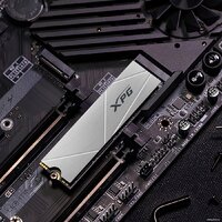 SSD ADATA XPG Gammix S60 Blade 2TB AGAMMIXS60-2T-CS - Превью изображения №7 — Интернет-магазин Time-Shop