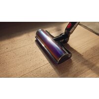 Пылесос Dyson V8 Cyclone 226587-01 - Превью изображения №7 — Интернет-магазин Time-Shop