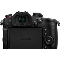 Беззеркальный фотоаппарат Panasonic Lumix GH5 II Body - Превью изображения №3 — Интернет-магазин Time-Shop