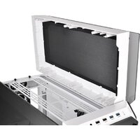 Корпус Thermaltake View 71 Tempered Glass Snow Edition - Превью изображения №24 — Интернет-магазин Time-Shop
