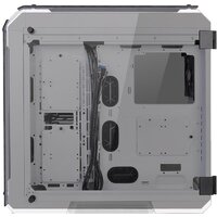 Корпус Thermaltake View 71 Tempered Glass Snow Edition - Превью изображения №22 — Интернет-магазин Time-Shop