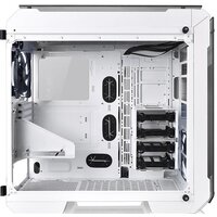 Корпус Thermaltake View 71 Tempered Glass Snow Edition - Превью изображения №6 — Интернет-магазин Time-Shop
