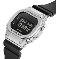 Наручные часы Casio G-Shock GM-5600U-1E - Превью изображения №2 — Интернет-магазин Time-Shop