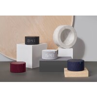 Умная колонка Яндекс Станция Мини 2 с часами (черный оникс) - Превью изображения №18 — Интернет-магазин Time-Shop