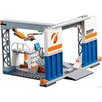 Конструктор LEGO City 60229 Площадка для сборки и транспорт для перевозки ракеты - Превью изображения №4 — Интернет-магазин Time-Shop