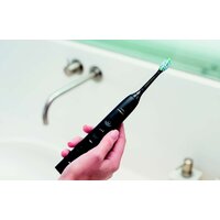 Электрическая зубная щетка Philips HX9911/09 - Превью изображения №4 — Интернет-магазин Time-Shop