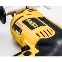 Ударная дрель DeWalt DWD024S - Превью изображения №4 — Интернет-магазин Time-Shop