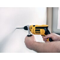 Ударная дрель DeWalt DWD024S - Превью изображения №5 — Интернет-магазин Time-Shop