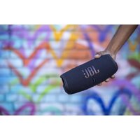 Беспроводная колонка JBL Charge 5 (бирюзовый) - Превью изображения №10 — Интернет-магазин Time-Shop