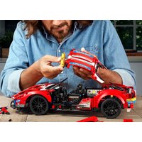 Конструктор LEGO Technic 42125 Ferrari 488 GTE AF Corse 51 - Превью изображения №6 — Интернет-магазин Time-Shop