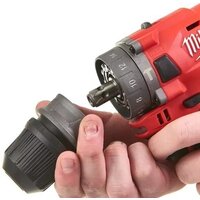 Ударная дрель-шуруповерт Milwaukee M12 FPDX-202X 4933464136 (с 2-мя АКБ, кейс) - Превью изображения №3 — Интернет-магазин Time-Shop