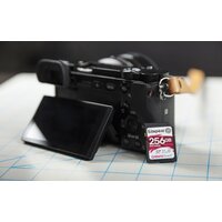Карта памяти Kingston Canvas React SDR/256GB SDXC 256GB - Превью изображения №7 — Интернет-магазин Time-Shop