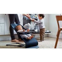 Шезлонг BabyBjorn Bliss Mesh (сетка, антрацит) - Превью изображения №5 — Интернет-магазин Time-Shop