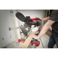 Торцовочная пила Milwaukee M18 FMS305-121-II 4933499181 (с 1-им АКБ) - Превью изображения №6 — Интернет-магазин Time-Shop