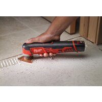 Реноватор Milwaukee C12 MT-202B [4933441710] - Превью изображения №3 — Интернет-магазин Time-Shop