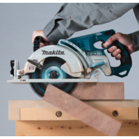 Дисковая (циркулярная) пила Makita DRS780Z (без АКБ) - Превью изображения №3 — Интернет-магазин Time-Shop