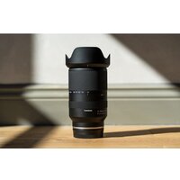 Объектив Tamron 18-300mm F/3.5-6.3 Di III-A VC VXD для Sony E - Превью изображения №12 — Интернет-магазин Time-Shop