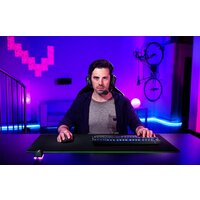 Наушники Razer Blackshark V2 Pro (черный) - Превью изображения №10 — Интернет-магазин Time-Shop