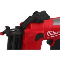 Гвоздезабиватель Milwaukee M12 FCN18GS-0X 4933493355 (с 2-мя АКБ, кейс) - Превью изображения №8 — Интернет-магазин Time-Shop