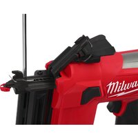 Гвоздезабиватель Milwaukee M12 FCN18GS-0X 4933493355 (с 2-мя АКБ, кейс) - Превью изображения №9 — Интернет-магазин Time-Shop