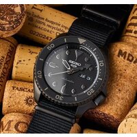 Наручные часы Seiko SRPD79K1 - Превью изображения №4 — Интернет-магазин Time-Shop