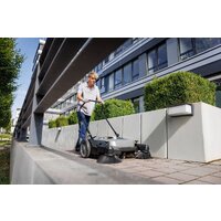 Подметальная машина Karcher KM 70/20 C 2SB Retail 1.517-132.0 - Превью изображения №2 — Интернет-магазин Time-Shop