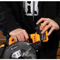 Дисковая (циркулярная) пила Deko DKCS20 063-4024 (с 2-мя АКБ) - Превью изображения №6 — Интернет-магазин Time-Shop