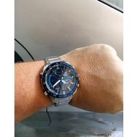 Наручные часы Casio Edifice ECB-900DB-1B - Превью изображения №4 — Интернет-магазин Time-Shop