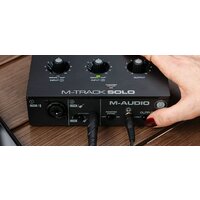Аудиоинтерфейс M-Audio M-Track Solo - Превью изображения №11 — Интернет-магазин Time-Shop