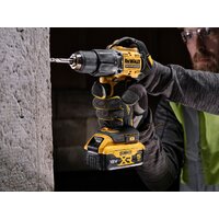 Ударная дрель-шуруповерт DeWalt DCD100YP2T (с 2-мя АКБ 5 Ач, кейс) - Превью изображения №9 — Интернет-магазин Time-Shop