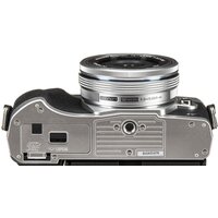 Беззеркальный фотоаппарат Olympus OM-D E-M10 Mark IV Kit 14-42mm (серебристый) - Превью изображения №12 — Интернет-магазин Time-Shop