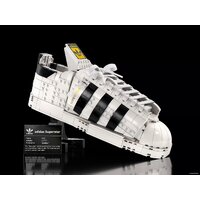 Конструктор LEGO 10282 Кроссовки adidas Originals Superstar - Превью изображения №9 — Интернет-магазин Time-Shop