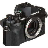 Беззеркальный фотоаппарат Olympus OM-D E-M10 Mark IV Kit 14-42mm (черный) - Превью изображения №4 — Интернет-магазин Time-Shop