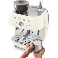 Рожковая кофеварка Smeg EGF03CREU - Превью изображения №5 — Интернет-магазин Time-Shop