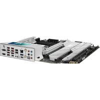 Материнская плата ASUS ROG Strix X670E-A Gaming WIFI - Превью изображения №5 — Интернет-магазин Time-Shop