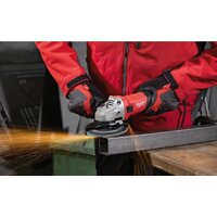 Угловая шлифмашина Milwaukee AG 800-125 EK - Превью изображения №6 — Интернет-магазин Time-Shop