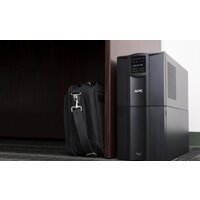 Источник бесперебойного питания APC Smart-UPS 2200VA SMT2200IC - Превью изображения №3 — Интернет-магазин Time-Shop