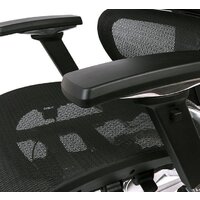 Офисное кресло Thermaltake CyberChair E500 GGC-EG5-BBLFDM-01 (черный) - Превью изображения №6 — Интернет-магазин Time-Shop