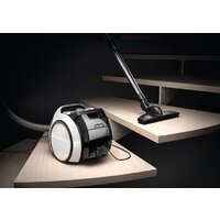 Пылесос Miele Boost CX1 Parquet PowerLine NCF0 (белый) - Превью изображения №3 — Интернет-магазин Time-Shop