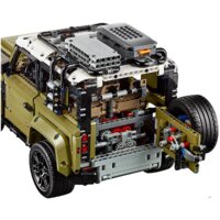 Конструктор LEGO Technic 42110 Land Rover Defender - Превью изображения №10 — Интернет-магазин Time-Shop
